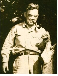 查理的父亲阿尔弗雷德·芒格