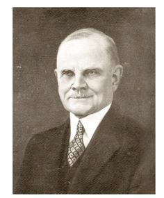 查理·芒格法官（1861-1941）