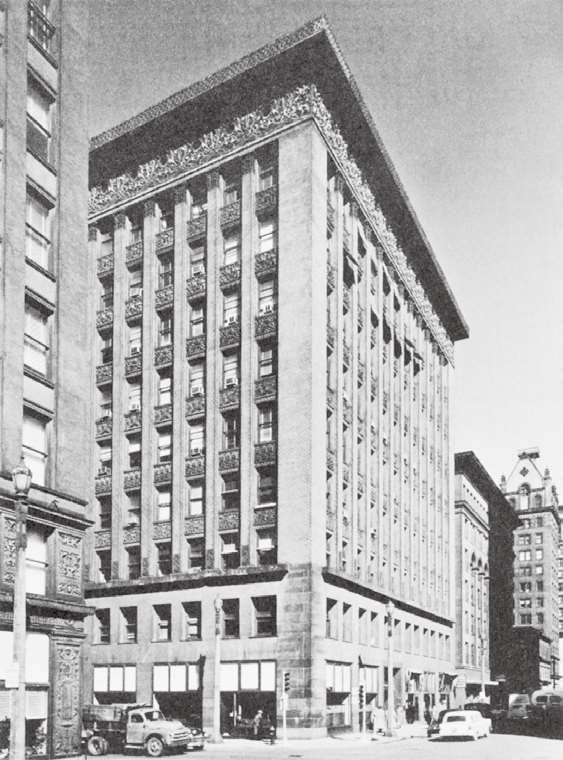 伍尔沃斯大厦，纽约，卡斯·吉尔伯特应用功能觉决定形式原则的两家工厂