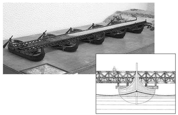 舟桥的复原模型。右为舟桥局部图 （摘自Vittorio Galliazzo, “I Ponti Romani”）