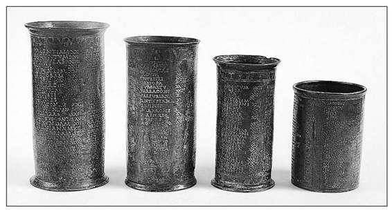 古罗马时期旅行用的银杯（上面刻有城市名称和各城市间的距离）