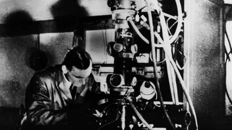 恩斯特·鲁斯卡与第一台电子显微镜