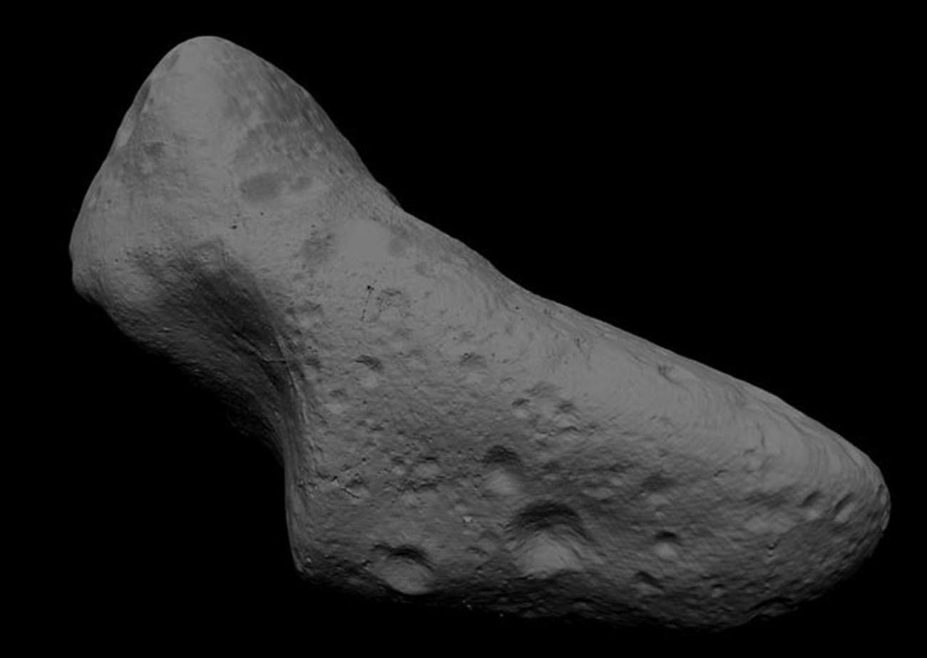a 阿莫尔型小行星爱神星，1898年发现，运行到近地点时距离地球2 670万千米，星体最长部分的长度大约34千米