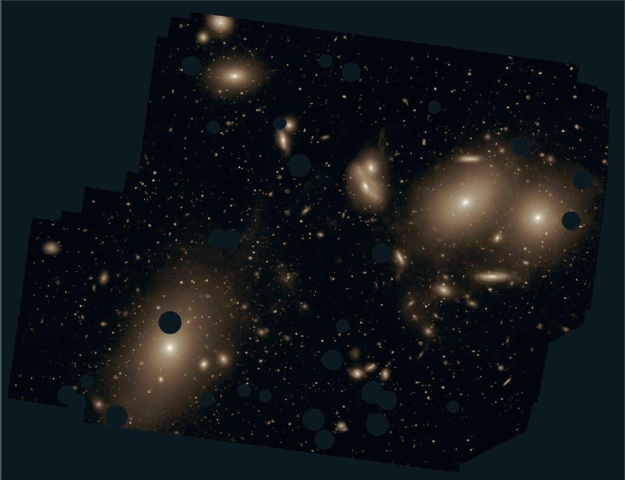  来自欧洲南方天文台的处女座星系团的深度照片黑点是由从图片中消除前景耀眼的恒星造成的