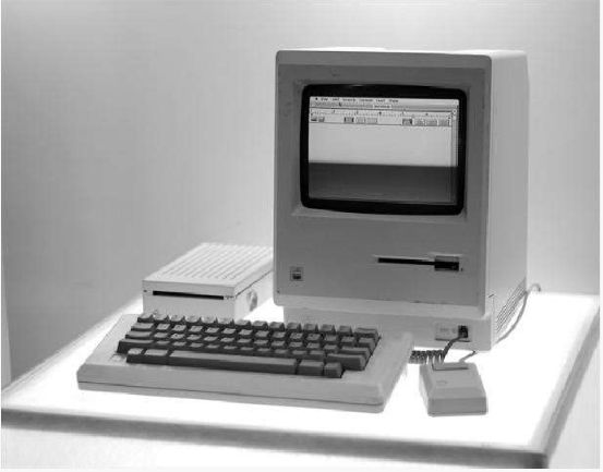  采用图形界面操作系统的麦金托什个人电脑