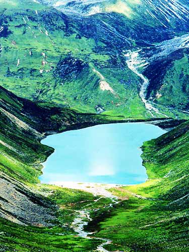 47、拉姆拉措湖