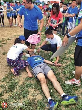 马拉松比赛为什么会有选手晕倒