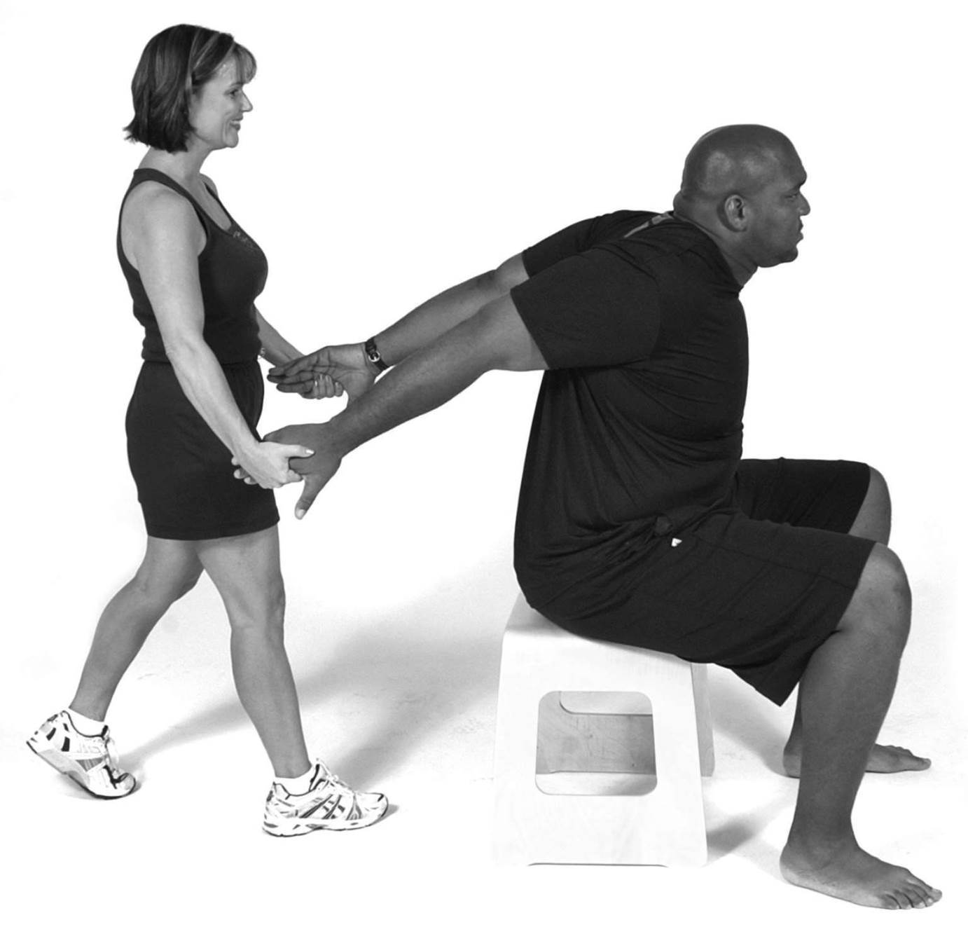 上半身辅助拉伸——坐姿和站姿