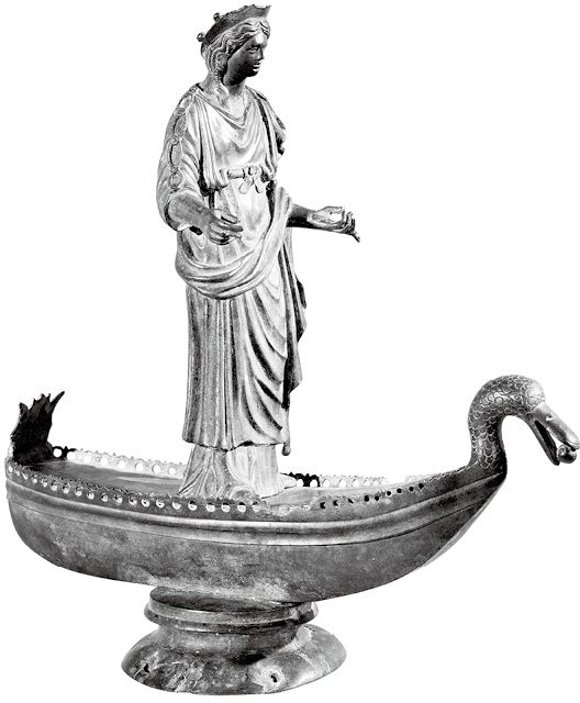 高卢的塞纳河女神赛奎安娜青铜立像