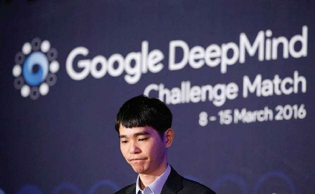 在2016年3月的围棋挑战赛中输给了AlphaGo之后的李世石