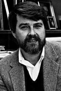 1986年左右在加州大学圣迭戈分校的大卫·鲁姆哈特，那时他刚出版了两卷《并行分布式处理》（Parallel Distributed Processing ）