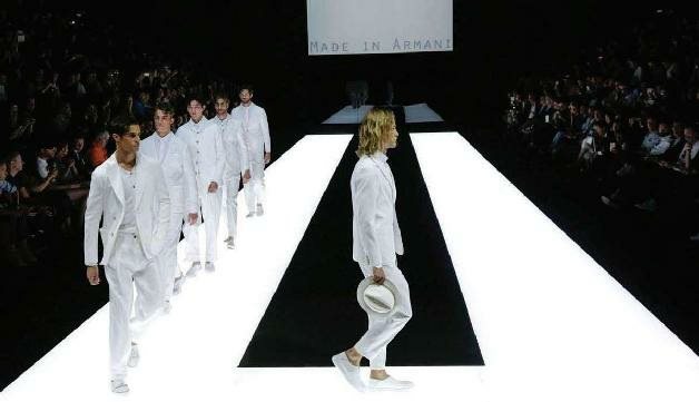 2018年米兰的乔治·阿玛尼春夏男装秀